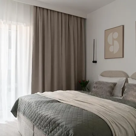 Ina Rent - Czysta Delux Appart hôtel 3*