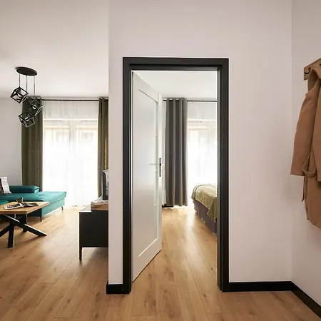 Ina Rent - Czysta Delux 公寓式酒店 3*